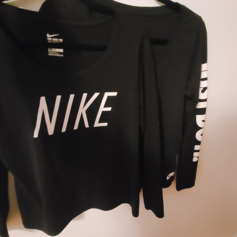 Set of 2 Nike Drifit Tee Shirts